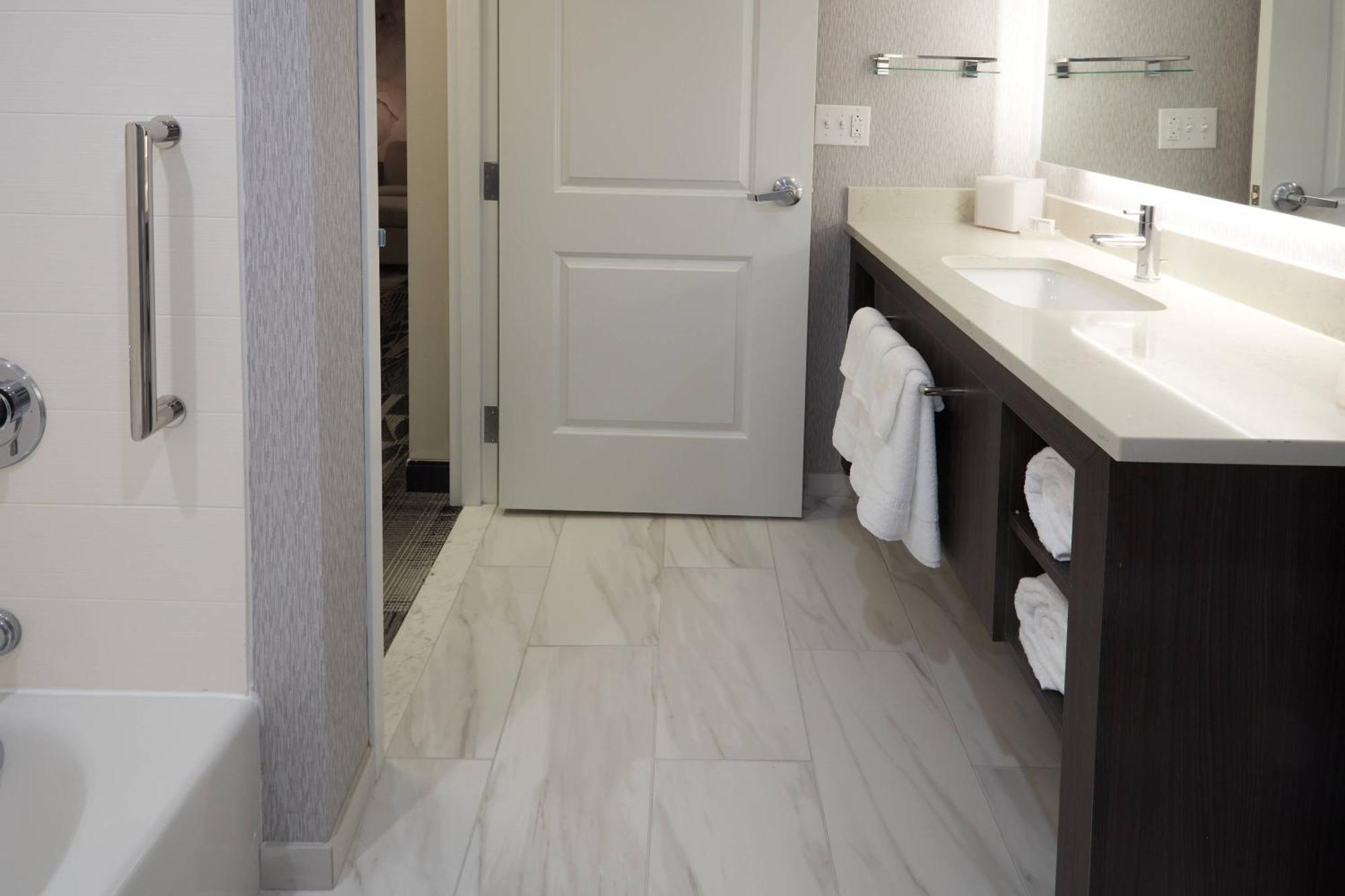 Residence Inn Richmond Midtown/Glenside Dumbarton Exteriör bild